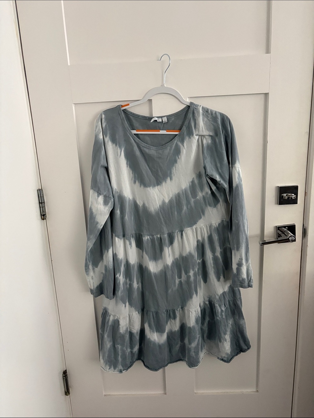 Tiered Long-Sleeve Tie-Dye Dress in Blue and White